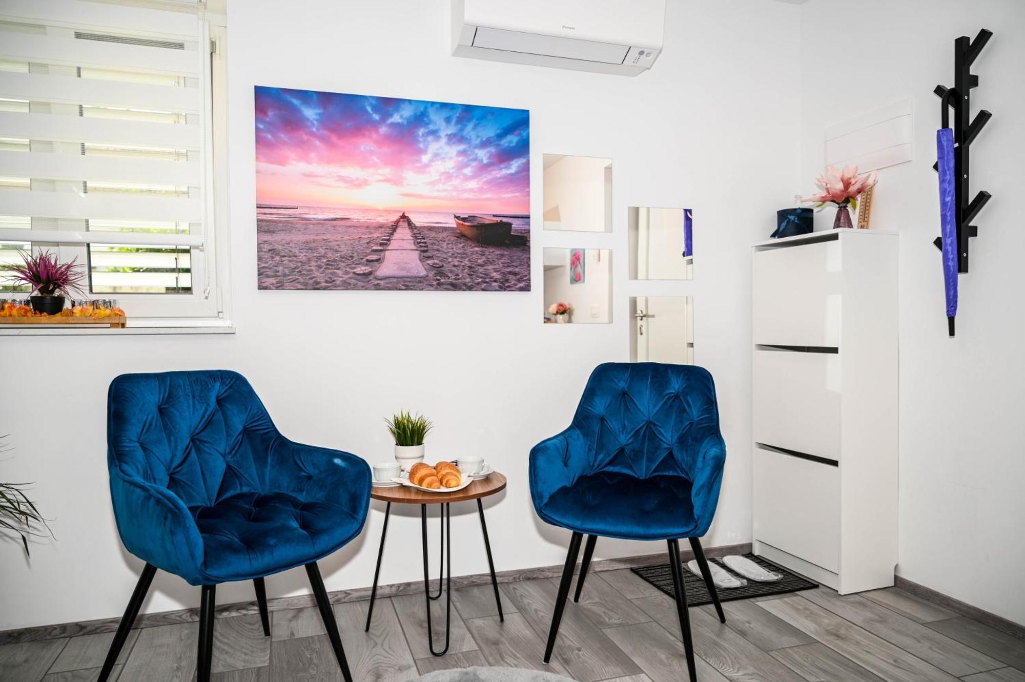 Blue Apartment With Free Parking 류블랴나 외부 사진