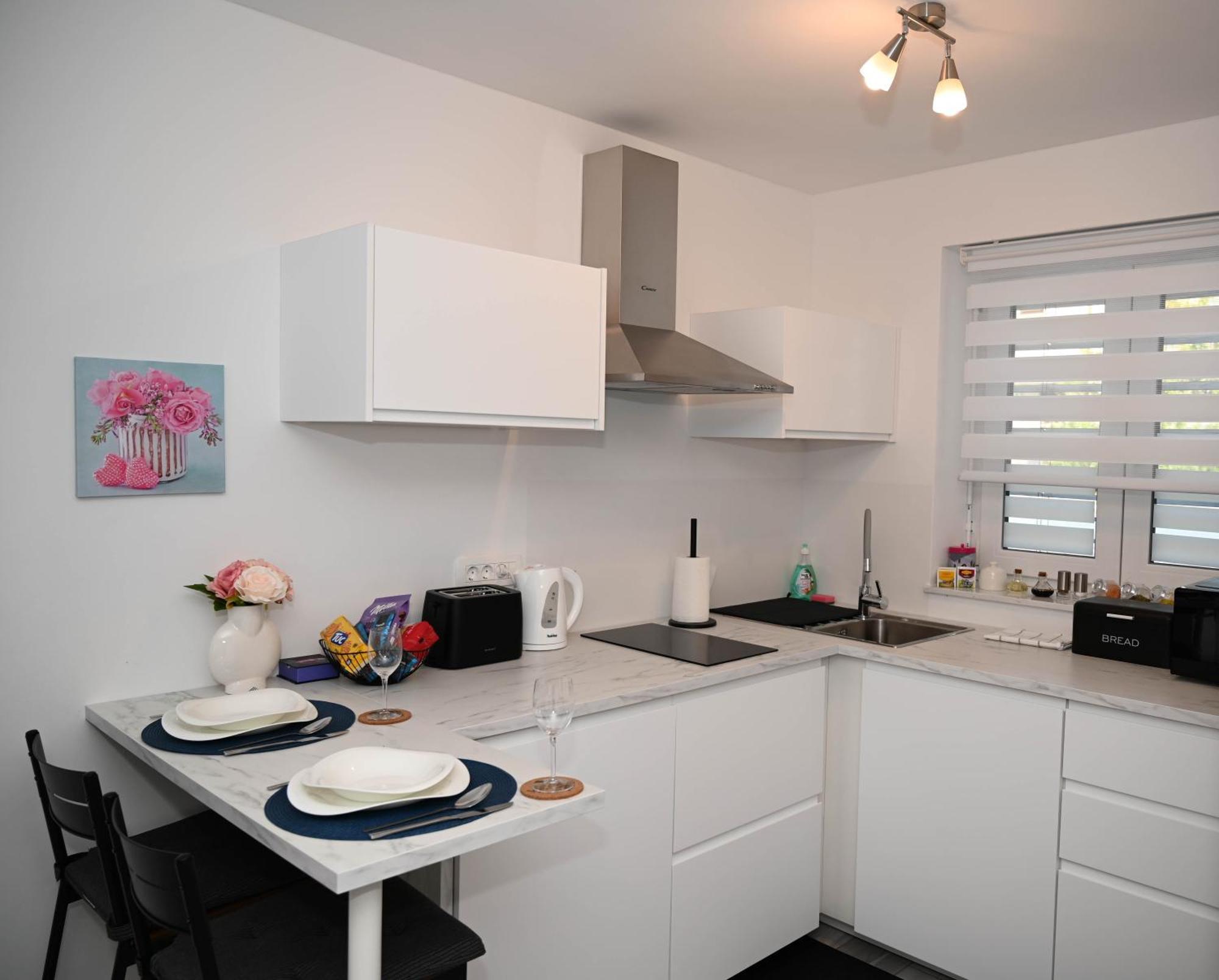 Blue Apartment With Free Parking 류블랴나 외부 사진
